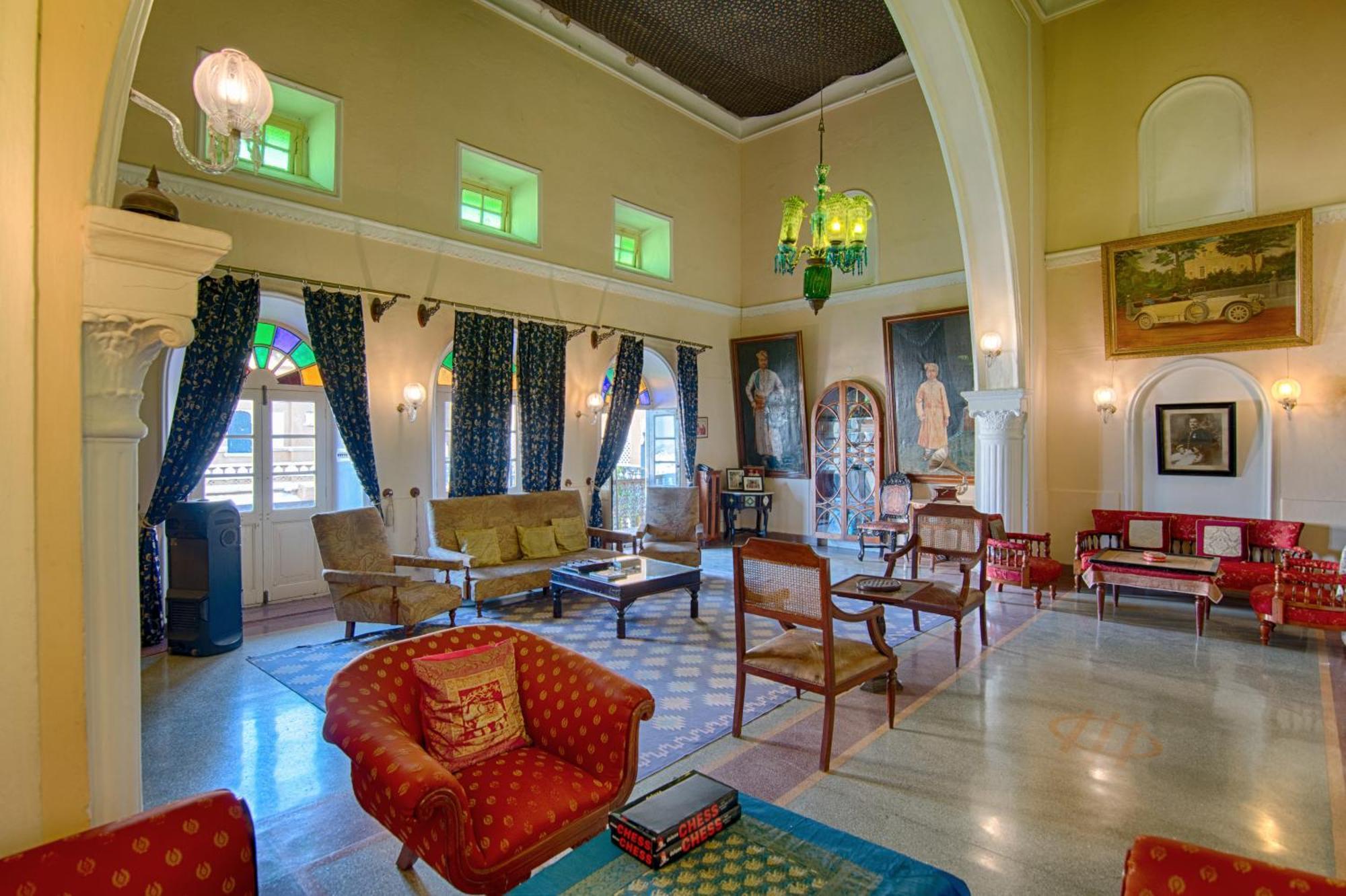 Deogarh Mahal Hotel Devgarh  ภายนอก รูปภาพ