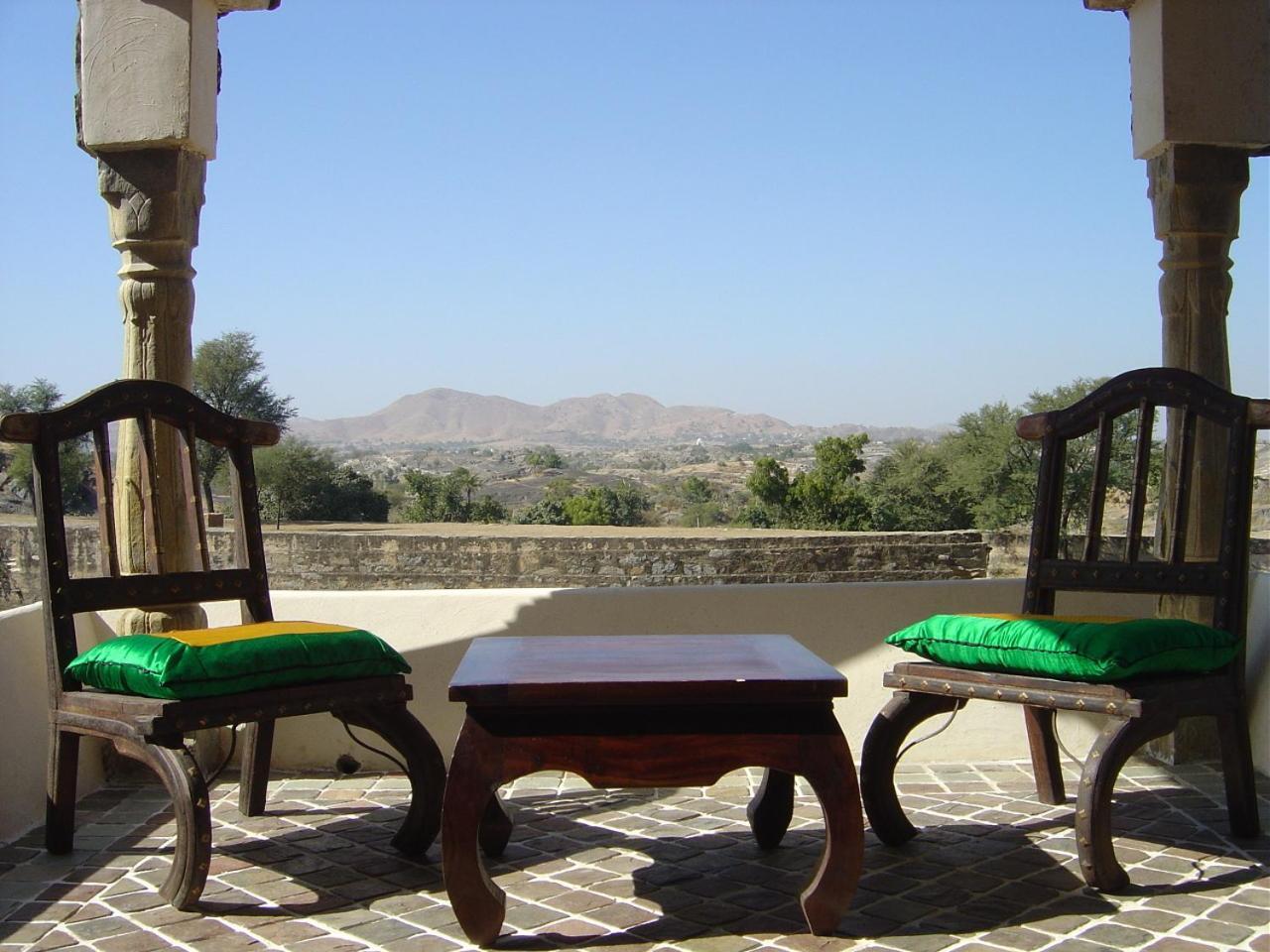 Deogarh Mahal Hotel Devgarh  ภายนอก รูปภาพ